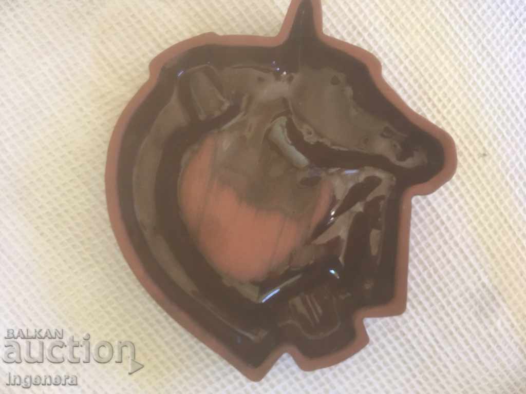 Livrarea CERAMICA TROYANĂ DIN ANII 70 SCRUMIERĂ CAL Potcoava FERICIREA GLUC