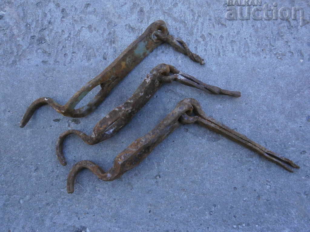 Delivery of latch mandala lock vintage wrought iron lot Delivery of latch mandala lock vintage wrought iron lot