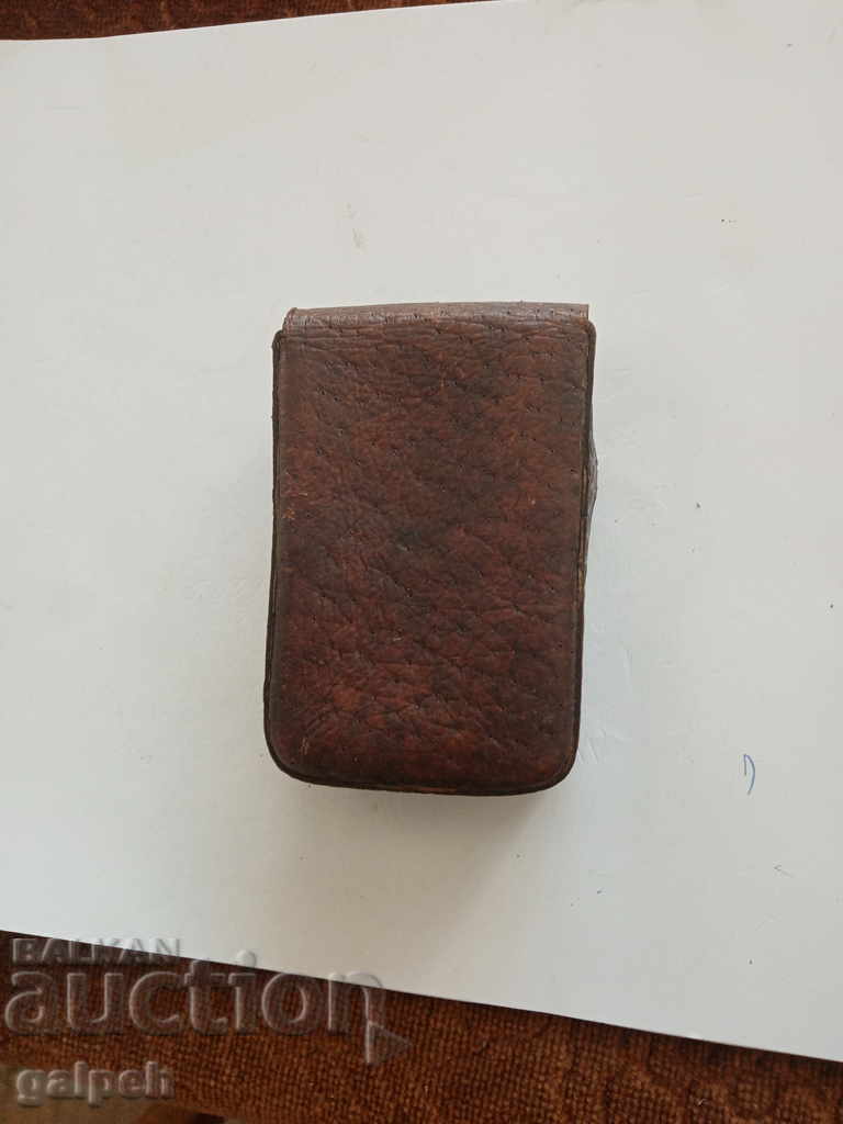 Auction LEATHER CIGARETTE CASE - from BGN 3 Auction LEATHER CIGARETTE CASE - from BGN 3