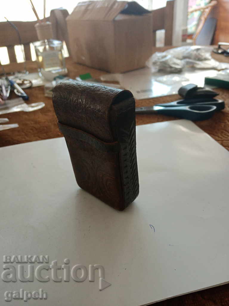 LEATHER CIGARETTE CASE - from BGN 3 - 6 LEATHER CIGARETTE CASE - from BGN 3 - 6