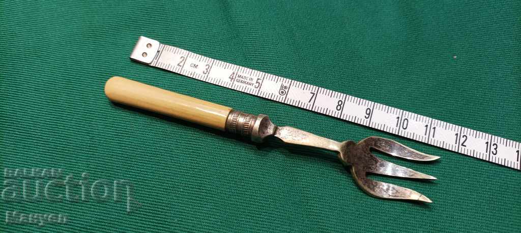 I am selling an old fork for oysters. with price 9.90 BGN | € 5.06