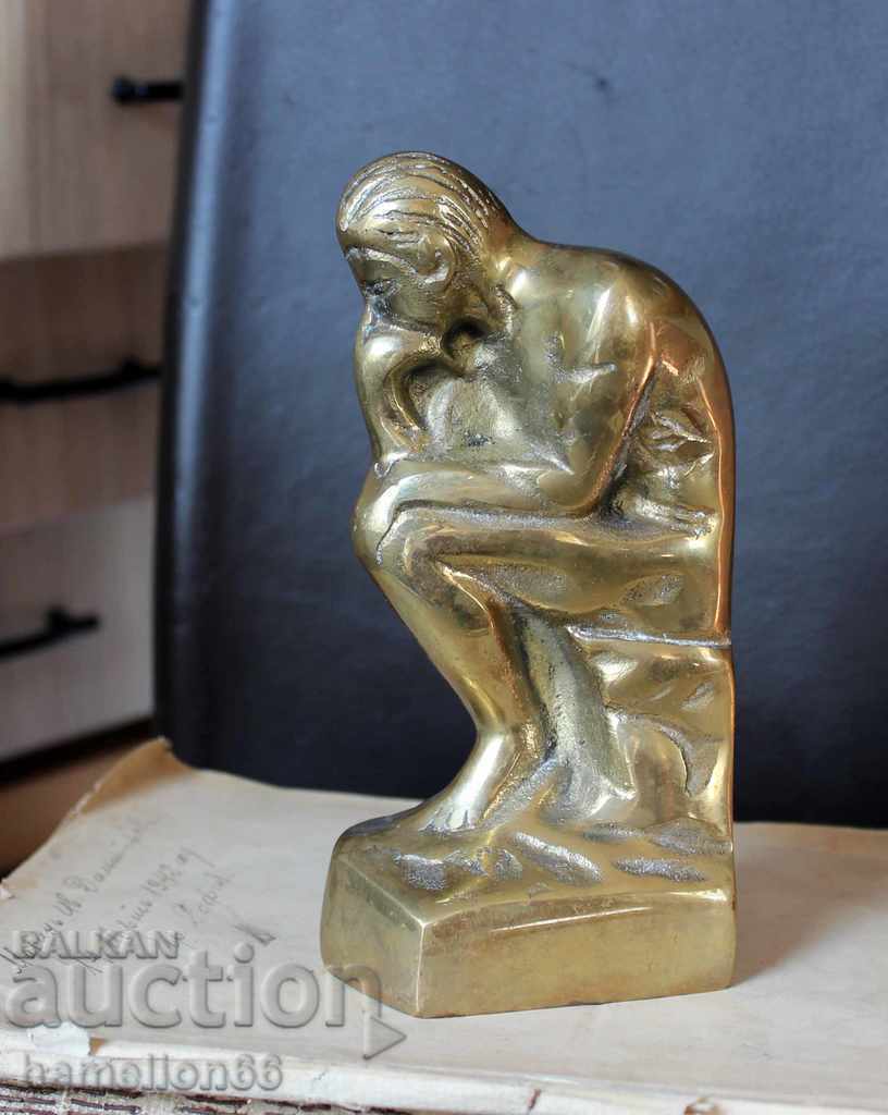 Figura de bronz a unui gânditor. Nu Rodin :)