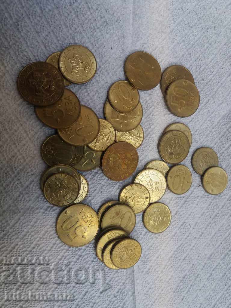 Лот от добре изглеждащи монети 1997 г