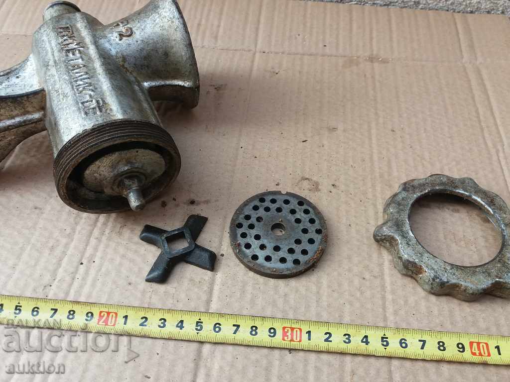 HAND MEAT GRINDER - COMPLETE SET - EXCELLENT WITH MARKING - 6 HAND MEAT GRINDER - COMPLETE SET - EXCELLENT WITH MARKING - 6