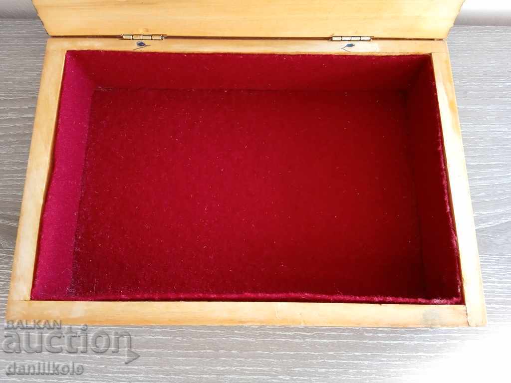 * $ * Y * $ * BEAUTIFUL WOODEN BOX PYROGRAPHED - COAT OF ARMS * $ * Y * $ * - 7 * $ * Y * $ * BEAUTIFUL WOODEN BOX PYROGRAPHED - COAT OF ARMS * $ * Y * $ * - 7