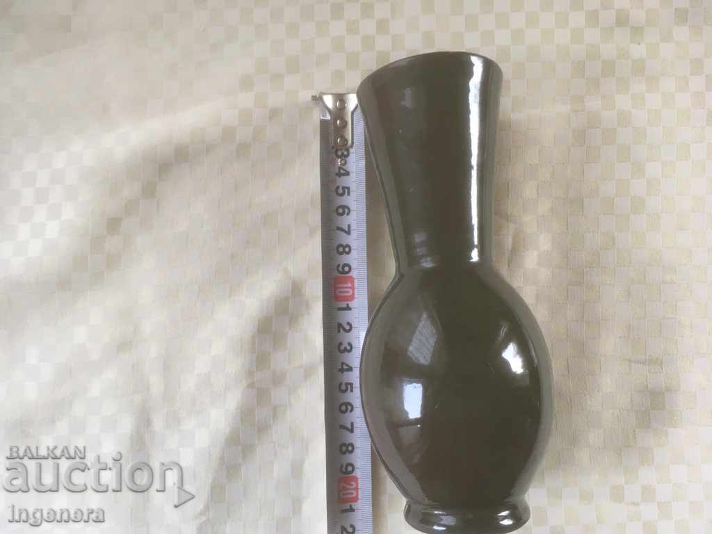 CERAMICA TROYANĂ DIN VAZA ANII 70 cu preț 5.00 BGN | € 2.56 CERAMICA TROYANĂ DIN VAZA ANII 70 cu preț 5.00 BGN | € 2.56