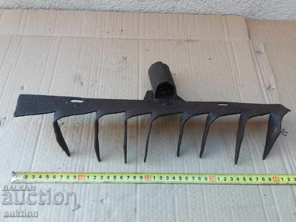 GARDEN FORGED THERMAL - SOLID IRON with price 5.99 BGN | € 3.06 GARDEN FORGED THERMAL - SOLID IRON with price 5.99 BGN | € 3.06