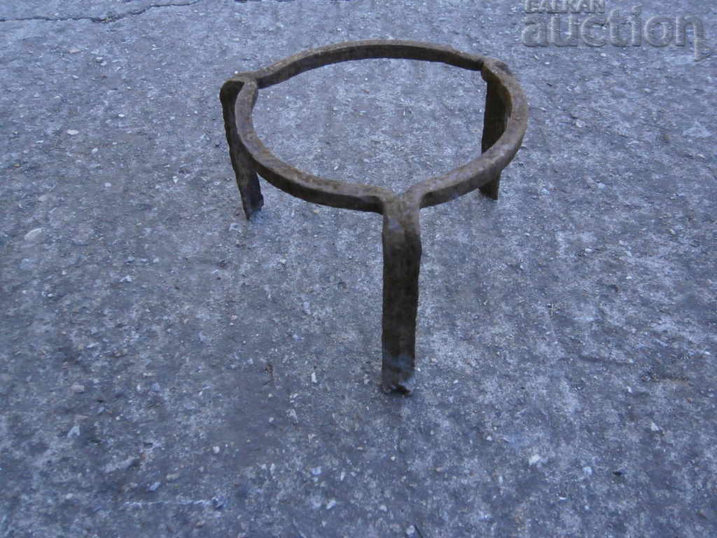 Delivery of Saek, pistachio, wrought iron, hearth Delivery of Saek, pistachio, wrought iron, hearth