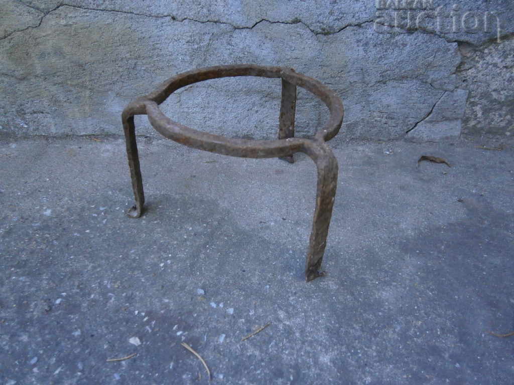 Saek, pistachio, wrought iron, hearth - 7 Saek, pistachio, wrought iron, hearth - 7