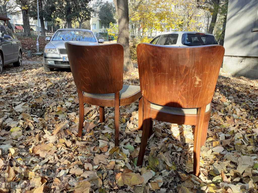 THONET FIND Doua scaune Tonet Austria - original cu preț 1200.00 BGN | € 613.55