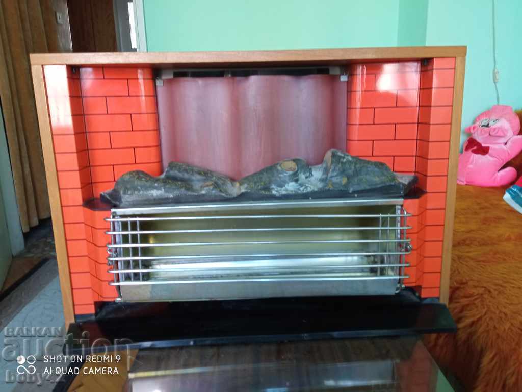 Electric fireplace 2000 watts, excellent condition !!! with price 85.00 BGN | € 43.46 Electric fireplace 2000 watts, excellent condition !!! with price 85.00 BGN | € 43.46