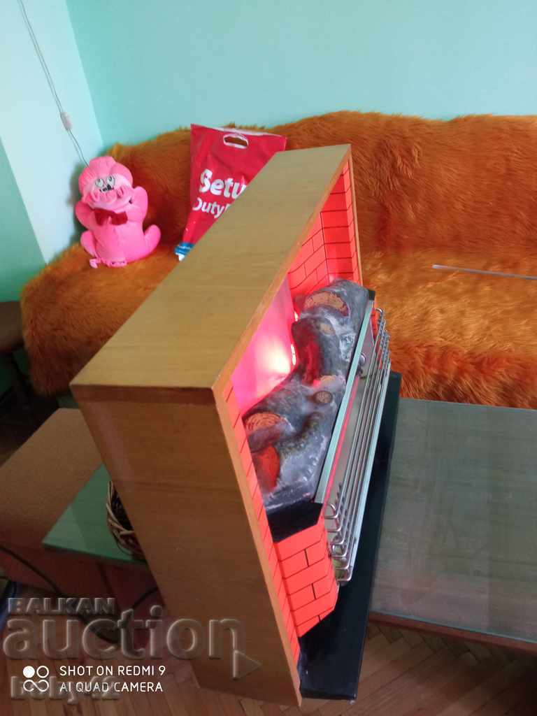 Delivery of Electric fireplace 2000 watts, excellent condition !!! Delivery of Electric fireplace 2000 watts, excellent condition !!!