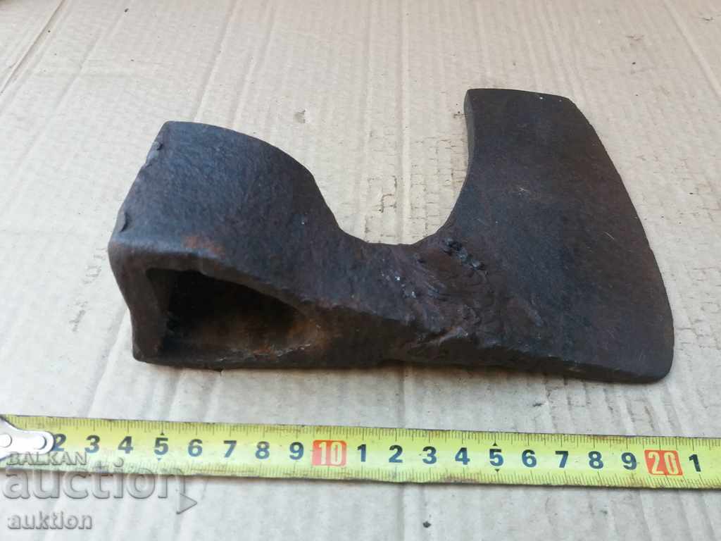 MASSIVE STEELED AX - SOC. with price 7.99 BGN | € 4.09 MASSIVE STEELED AX - SOC. with price 7.99 BGN | € 4.09