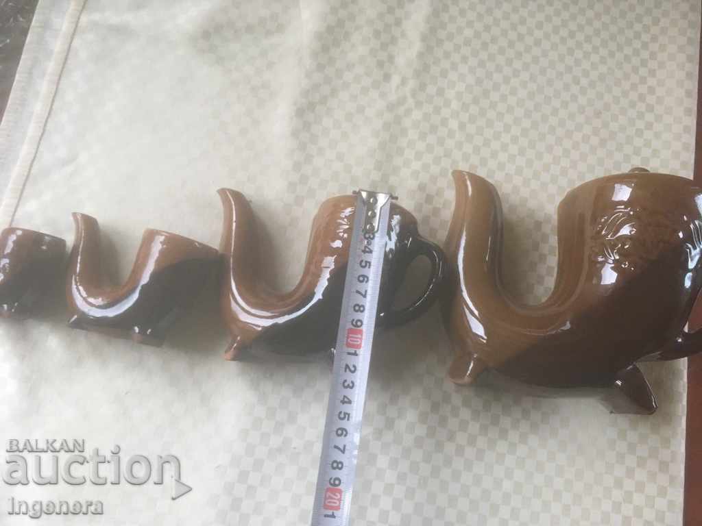 Delivery of TROYAN CERAMICS FROM THE 70'S FOR COLLECTION Delivery of TROYAN CERAMICS FROM THE 70'S FOR COLLECTION