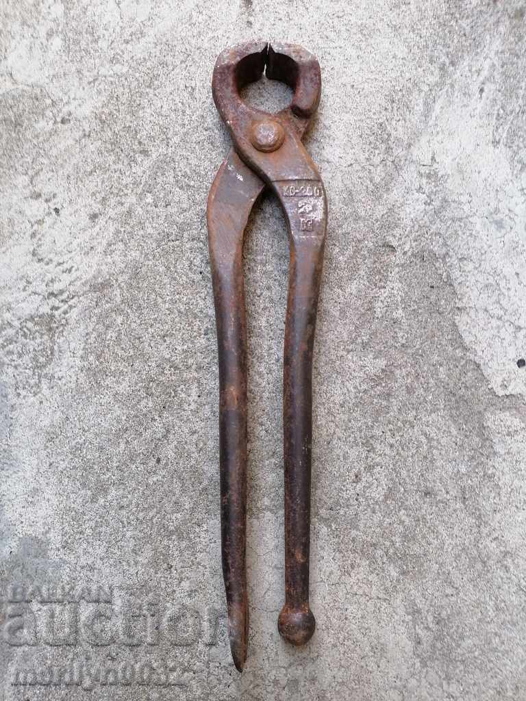 Clești vechi de marcă URSS