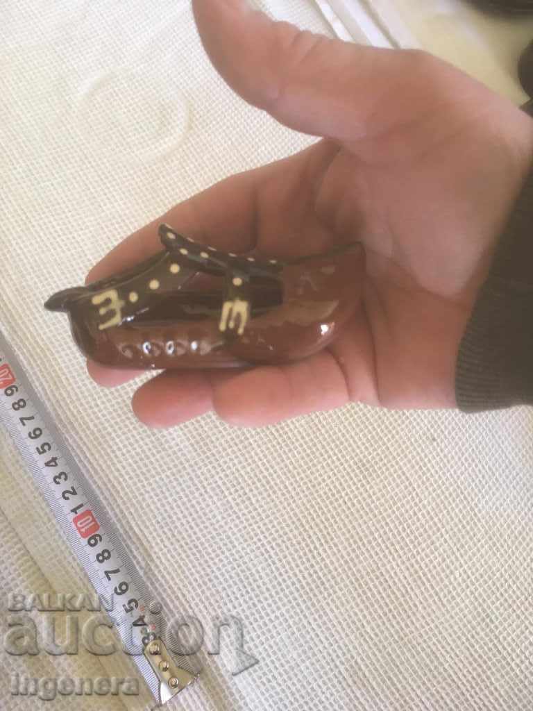 TROYAN CERAMICS FROM THE 70'S ASHTRAY CRAVUL GLECH with price 8.00 BGN | € 4.09 TROYAN CERAMICS FROM THE 70'S ASHTRAY CRAVUL GLECH with price 8.00 BGN | € 4.09