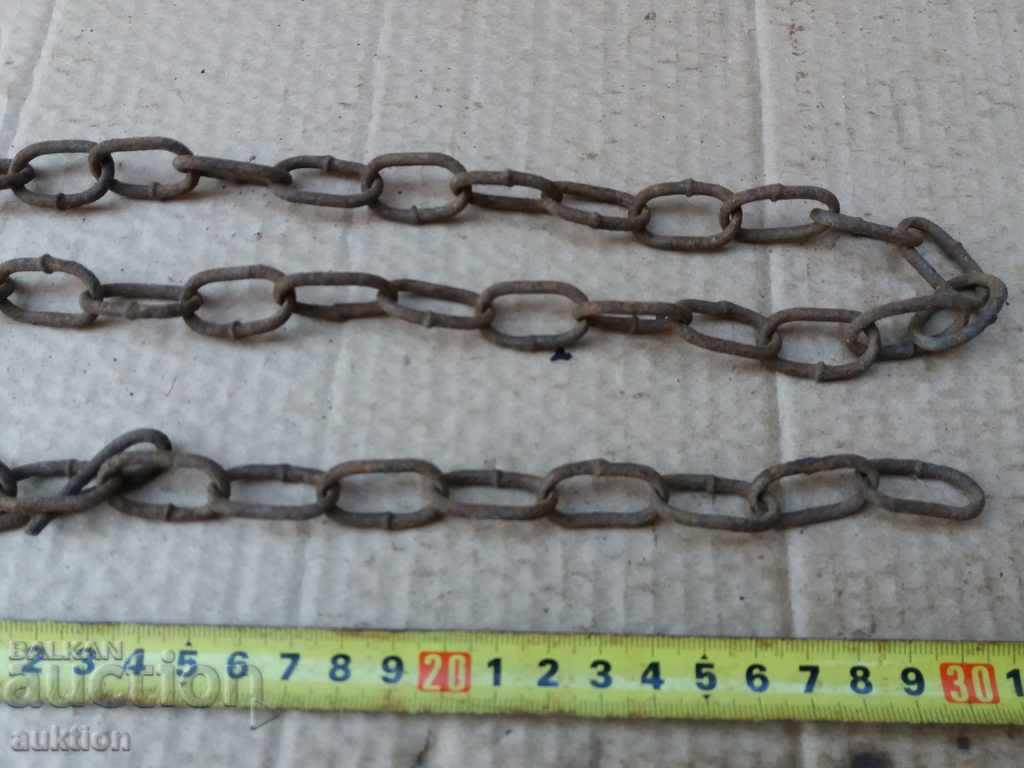 Auction 90 CM CHAIN, WROUGHT, SOLID IRON Auction 90 CM CHAIN, WROUGHT, SOLID IRON