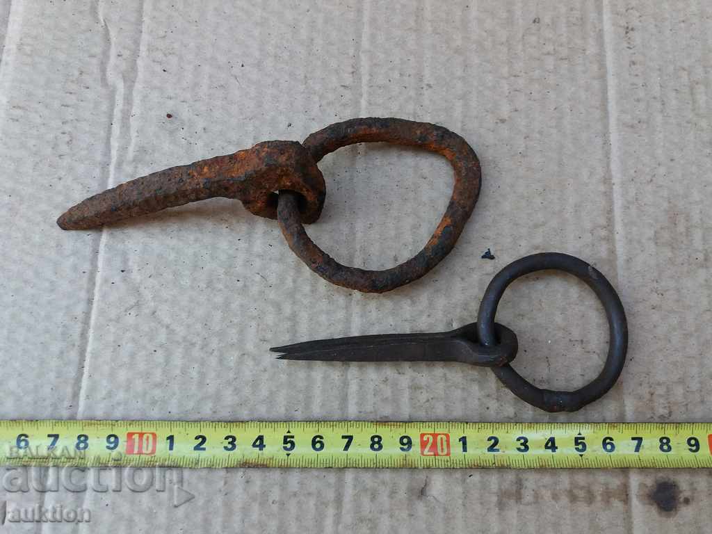 Licitație LACĂTĂ FORJATĂ, FIER SOLID REVIVAL Licitație LACĂTĂ FORJATĂ, FIER SOLID REVIVAL