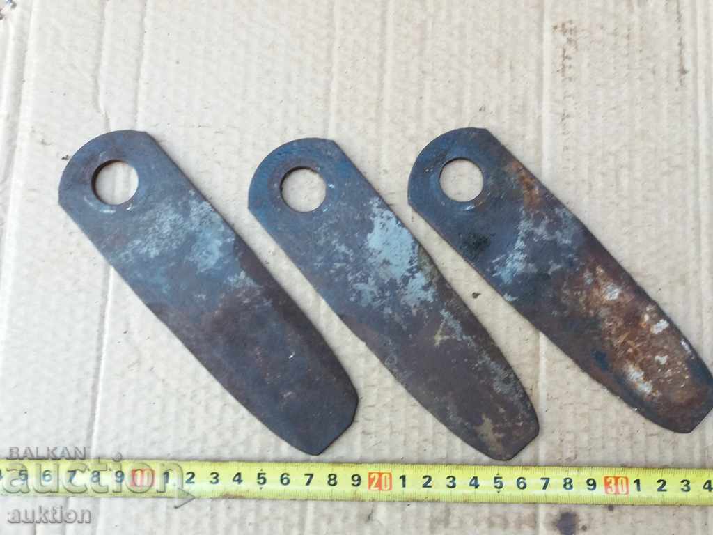 Auction LOT OF 3 STEELED CUTTERS, MARKED TOOLS Auction LOT OF 3 STEELED CUTTERS, MARKED TOOLS