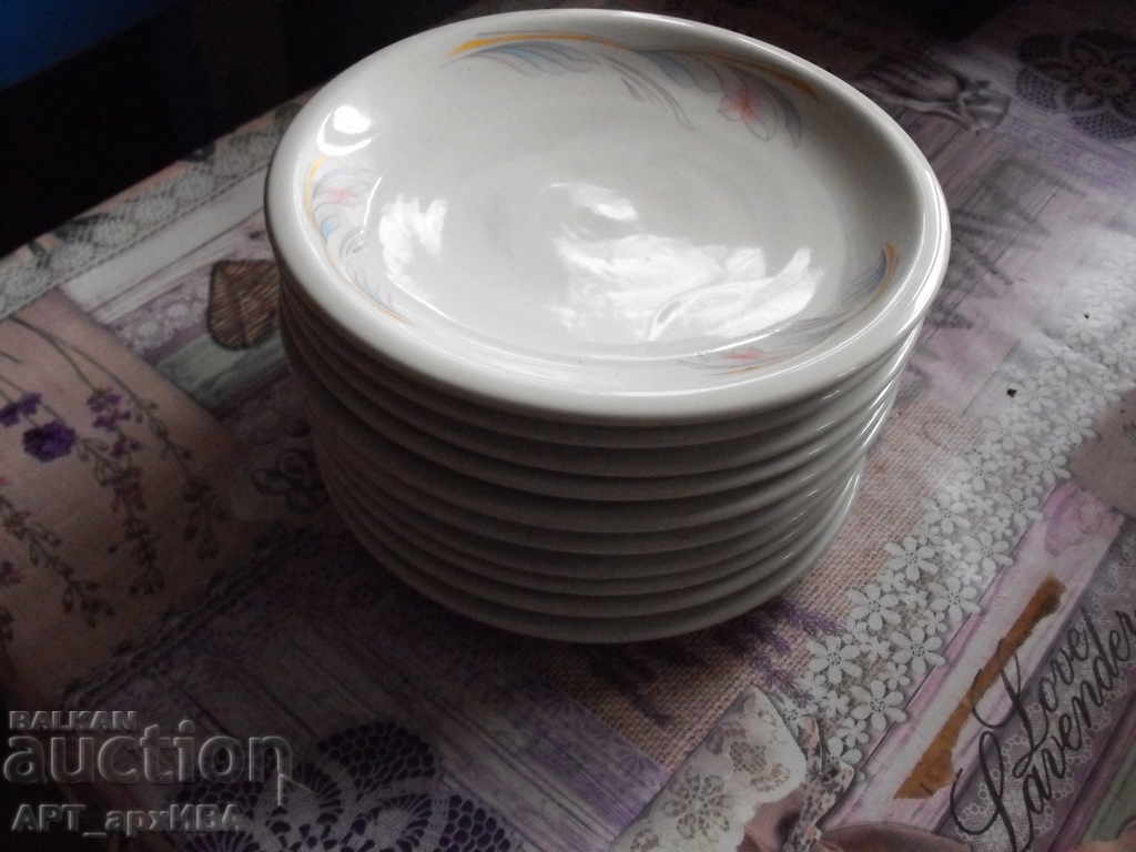 Dining set of 3 sets, solid porcelain.