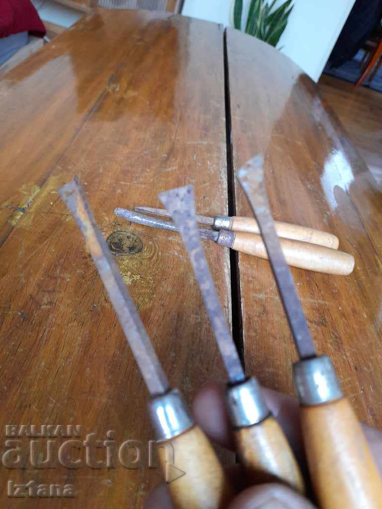 Δημοπρασία Παλιές ξύλινες σμίλες Δημοπρασία Παλιές ξύλινες σμίλες