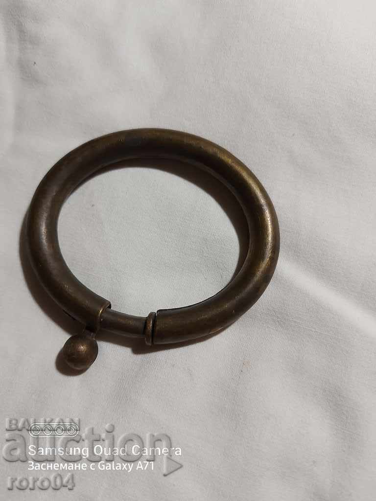 Delivery of CARBINE - BRONZE - BRASS