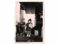 SMALL OLD PHOTO BOY WITH GUN GIRL WITH ACCORDION A683