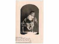 OLD PHOTO BOY WITH RIFLE ON HORSE TOY A684