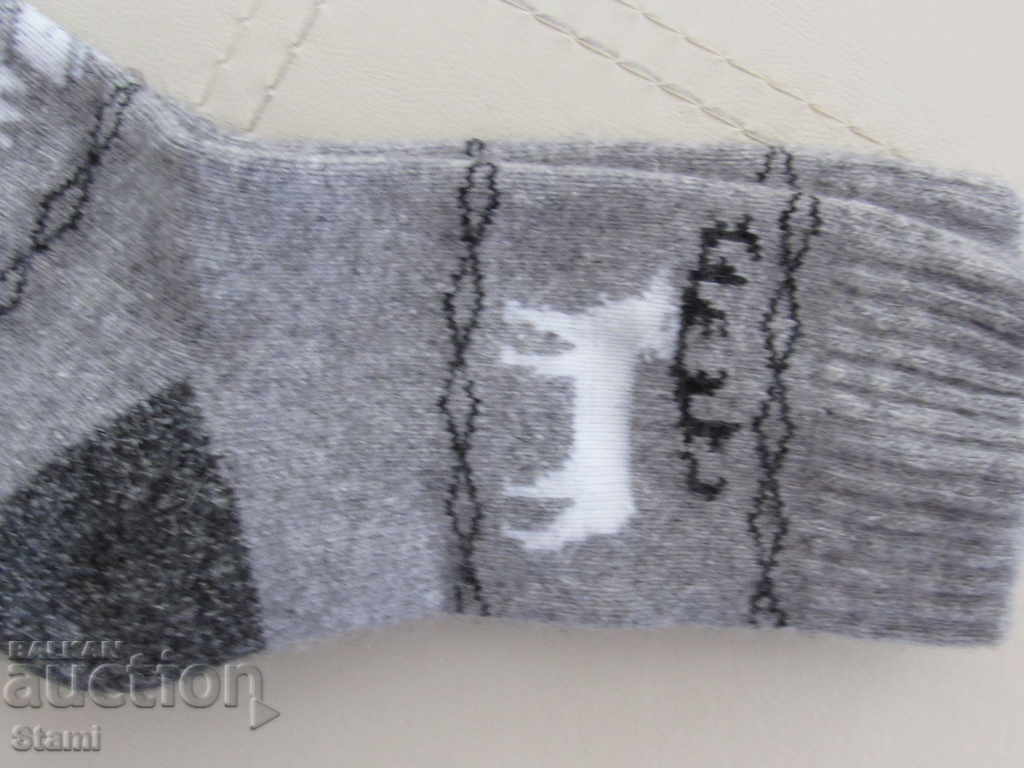 Șosete de lână de iac pentru copii tricotate la mașină, mărimea 5 cu preț 17.00 BGN | € 8.69