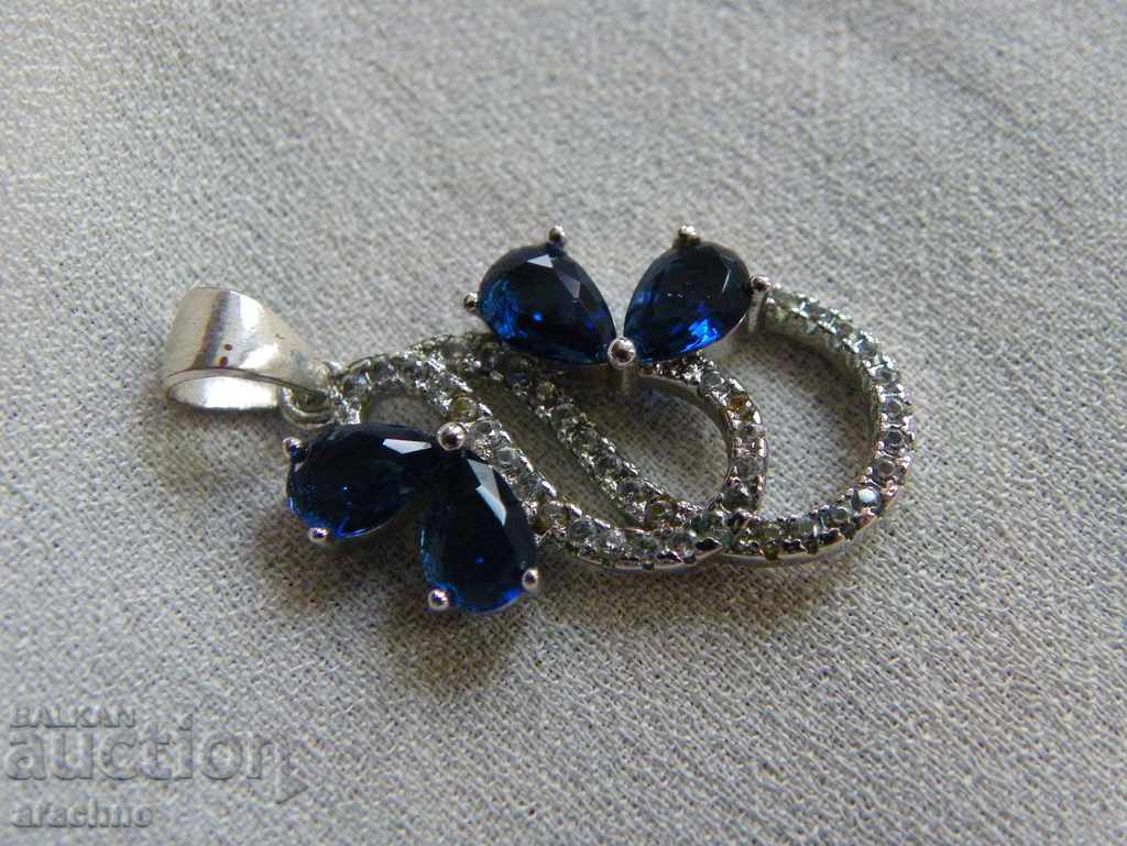 Pendant with blue / london blue / topaz - 6 Pendant with blue / london blue / topaz - 6