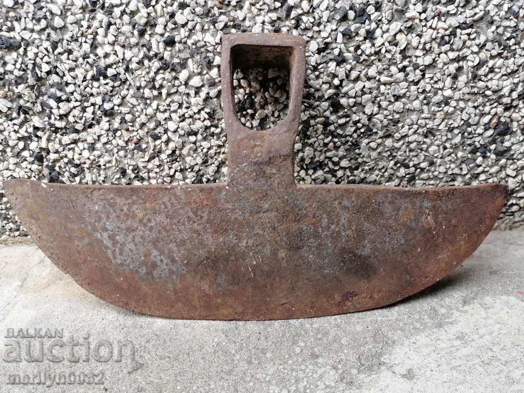 Auction Forged hoe, agricultural tool, wrought iron Auction Forged hoe, agricultural tool, wrought iron