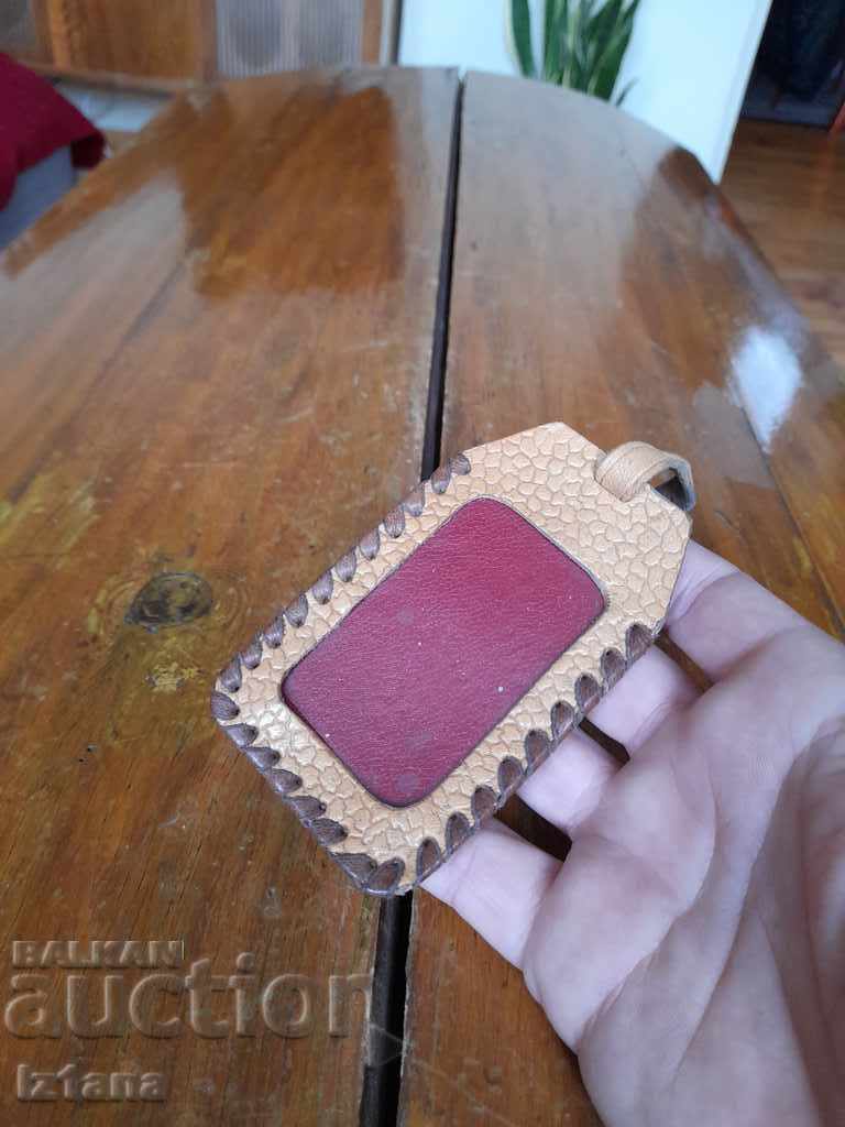 Old luggage label, label with price 6.00 BGN | € 3.07 Old luggage label, label with price 6.00 BGN | € 3.07