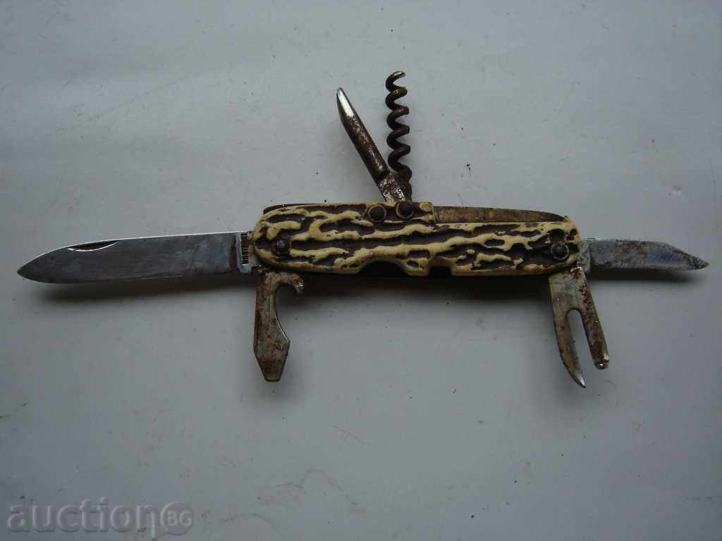 Delivery of AN OLD POCKET KNIFE Delivery of AN OLD POCKET KNIFE