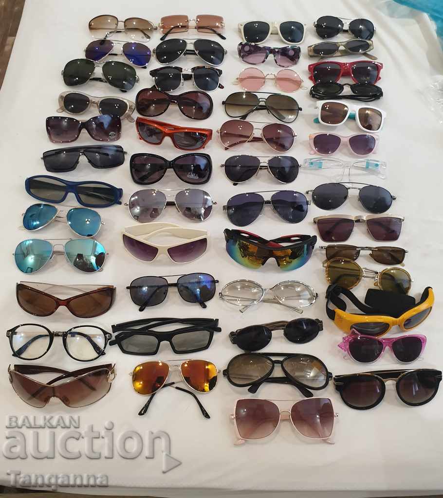 Livrarea 90 de ochelari de soare