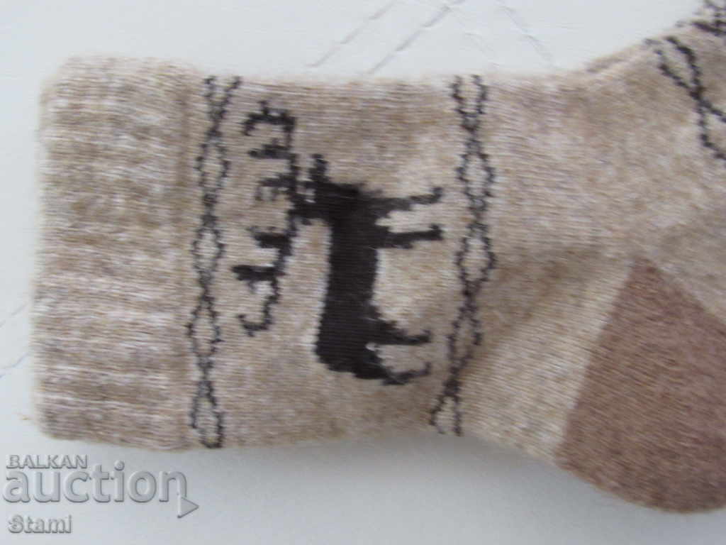 Auction Machine knitted children's yak wool socks, size 5 Auction Machine knitted children's yak wool socks, size 5