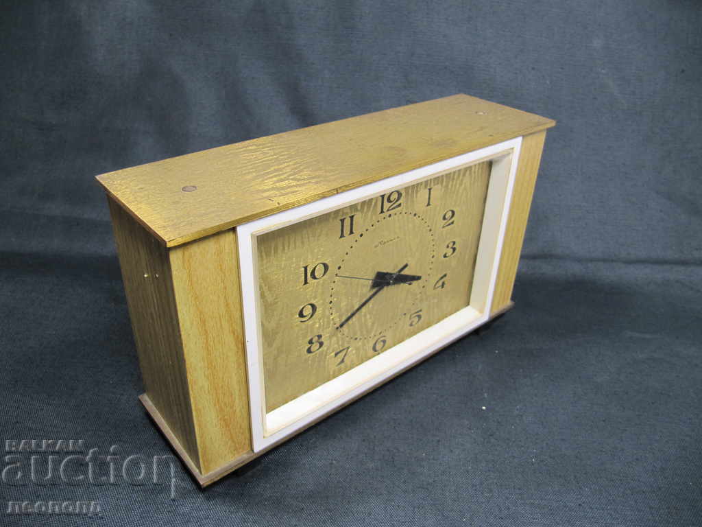 RETRO USSR SOCIALIST TABLE MECHANICAL WEEKLY CLOCK MOLNIYA with price 50.00 BGN | € 25.56