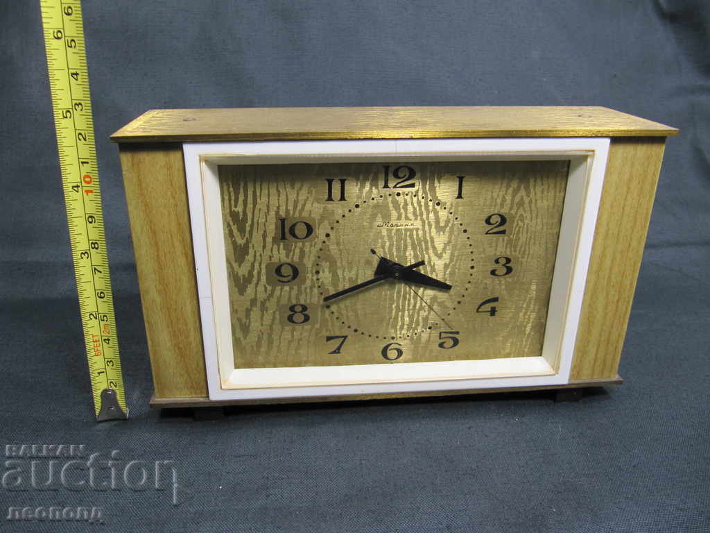 RETRO USSR SOCIALIST TABLE MECHANICAL WEEKLY CLOCK MOLNIYA - 7