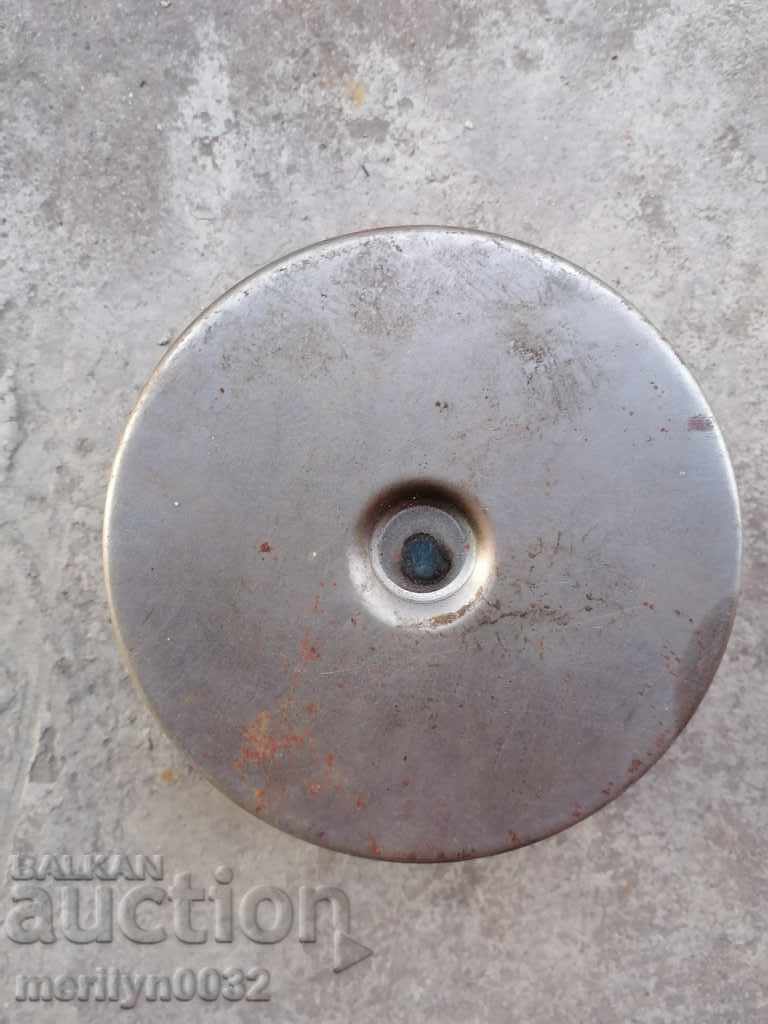 Old social stove with closed rheotan Elprom 800 watts with price 55.00 BGN | € 28.12 Old social stove with closed rheotan Elprom 800 watts with price 55.00 BGN | € 28.12