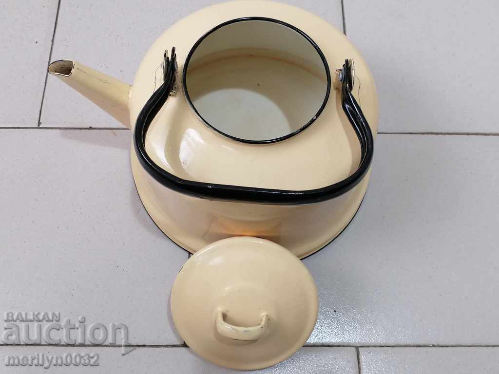 Auction  Enameled teapot, soup with enamel, Bulgaria