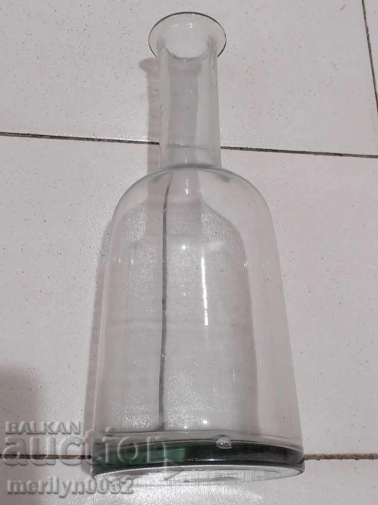 Antique bottle of yuz for 1 liter with price 47.00 BGN | € 24.03 Antique bottle of yuz for 1 liter with price 47.00 BGN | € 24.03