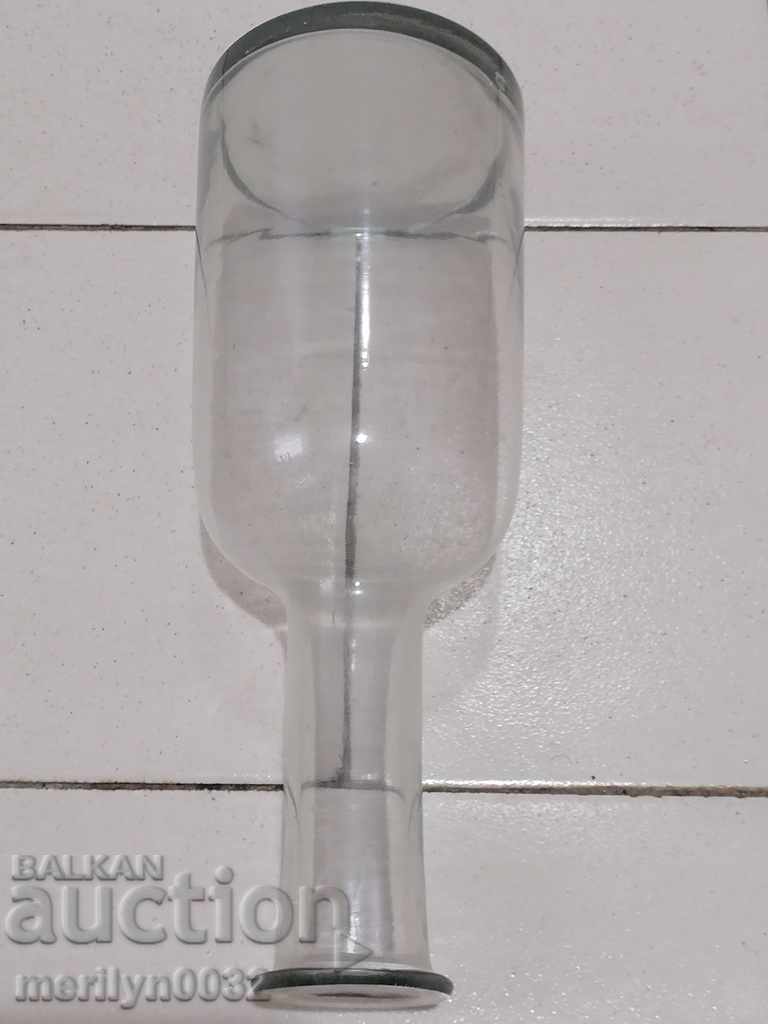 Auction Antique bottle of yuz for 1 liter Auction Antique bottle of yuz for 1 liter