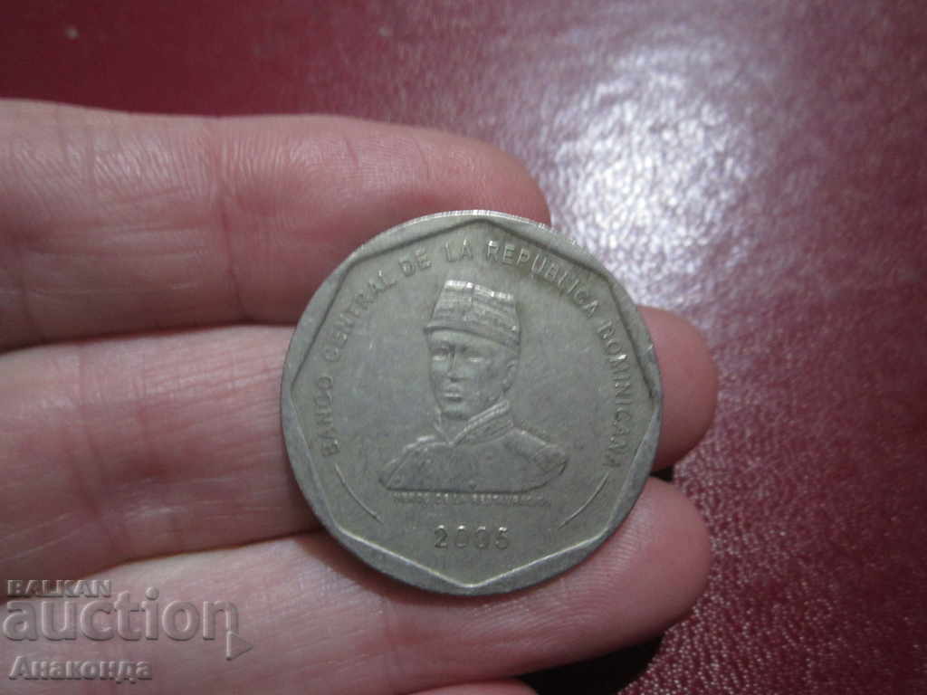 Dominica 25 Pesos - 2005