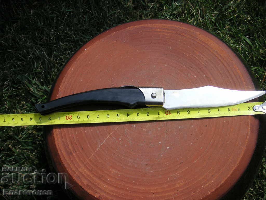 Auction An old knife blade Auction An old knife blade