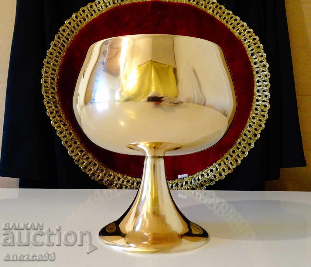 Bronzov bokal,chasha za vino 500 ml. with price 139.00 BGN | € 71.07 Bronzov bokal,chasha za vino 500 ml. with price 139.00 BGN | € 71.07