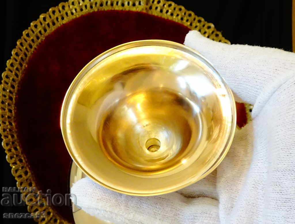 Delivery of Bronzov bokal,chasha za vino 500 ml. Delivery of Bronzov bokal,chasha za vino 500 ml.