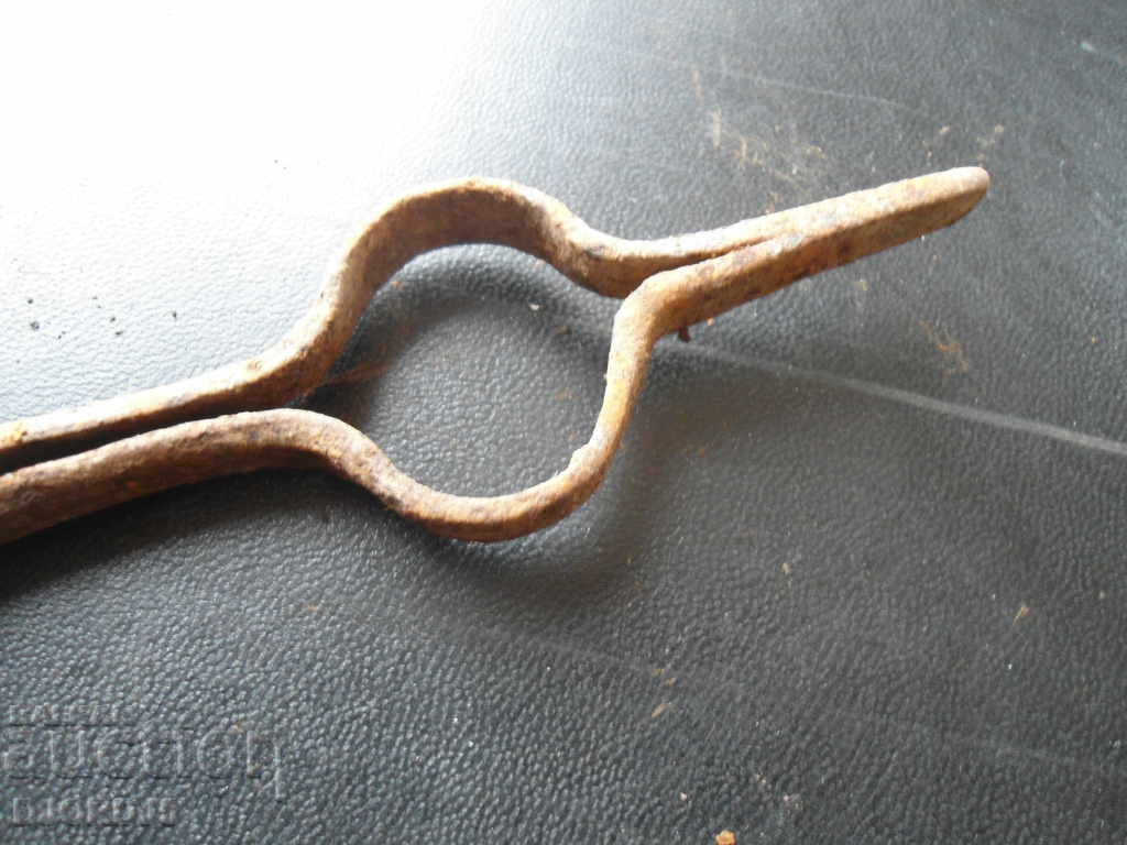 Old Masha, Dilav with price 3.00 BGN | € 1.53 Old Masha, Dilav with price 3.00 BGN | € 1.53