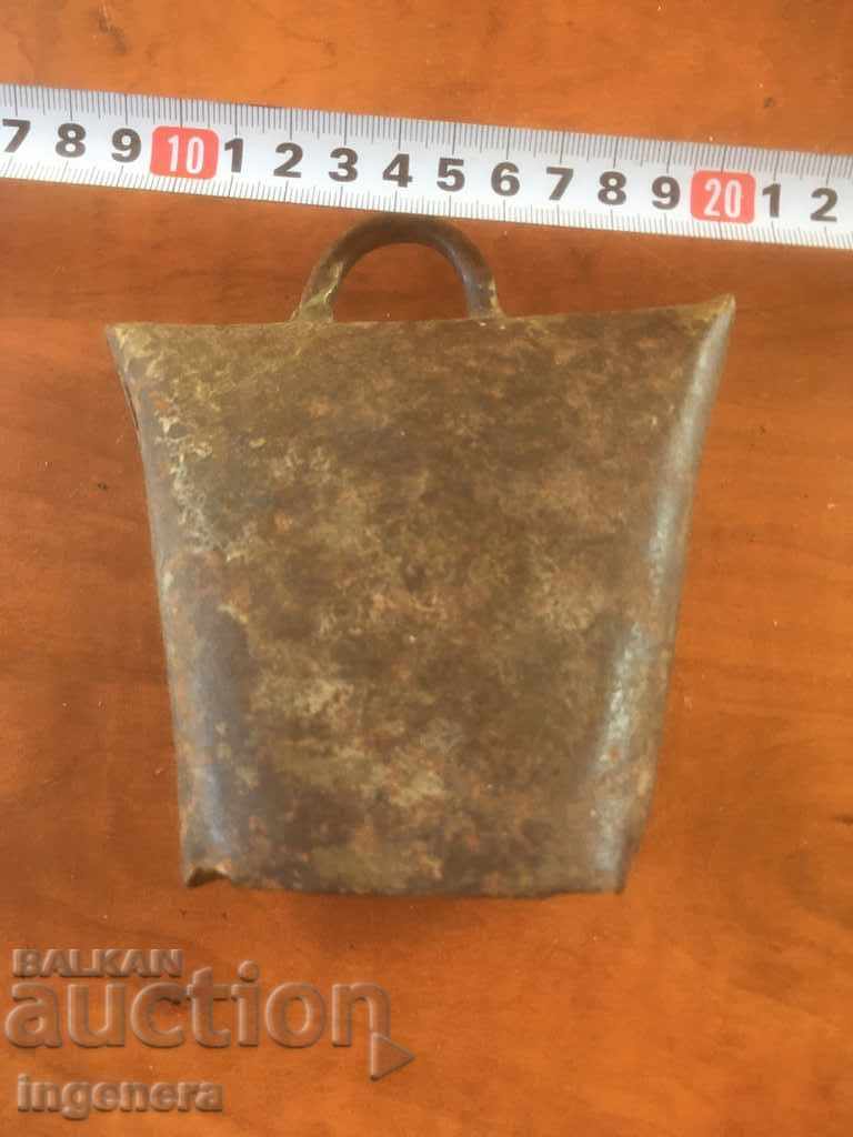 Auction CHAN HLOPKA BELL TUMBELEK Auction CHAN HLOPKA BELL TUMBELEK