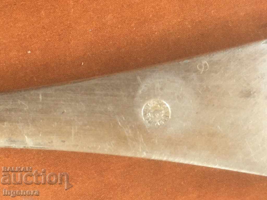 LINGURĂ LINGURĂ PENTRU COLECTARE cu preț 7.00 BGN | € 3.58 LINGURĂ LINGURĂ PENTRU COLECTARE cu preț 7.00 BGN | € 3.58