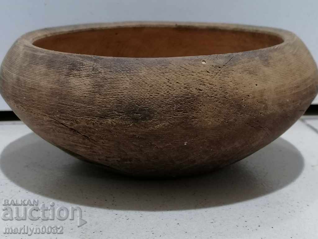 Wooden bowl, bowl, wooden, wooden bowl, bowl with price 50.00 BGN | € 25.56 Wooden bowl, bowl, wooden, wooden bowl, bowl with price 50.00 BGN | € 25.56
