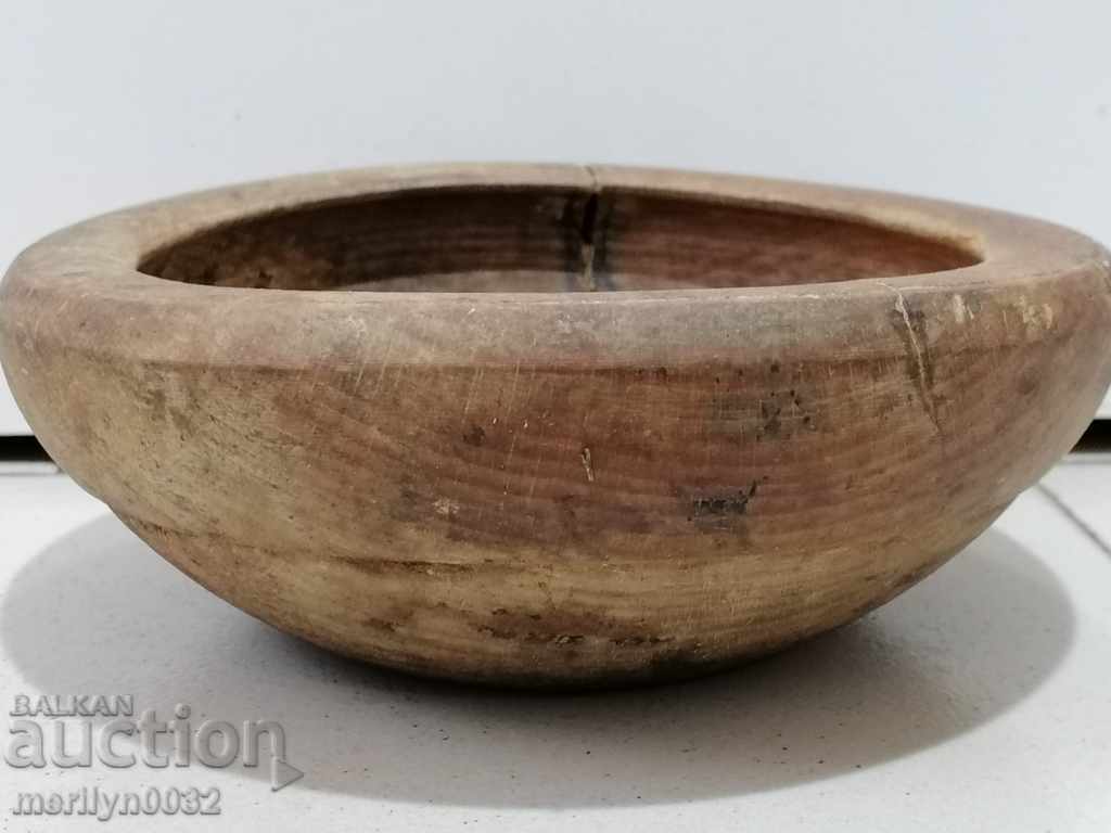 Wooden bowl, bowl, wooden, wooden bowl, bowl with price 53.00 BGN | € 27.10 Wooden bowl, bowl, wooden, wooden bowl, bowl with price 53.00 BGN | € 27.10